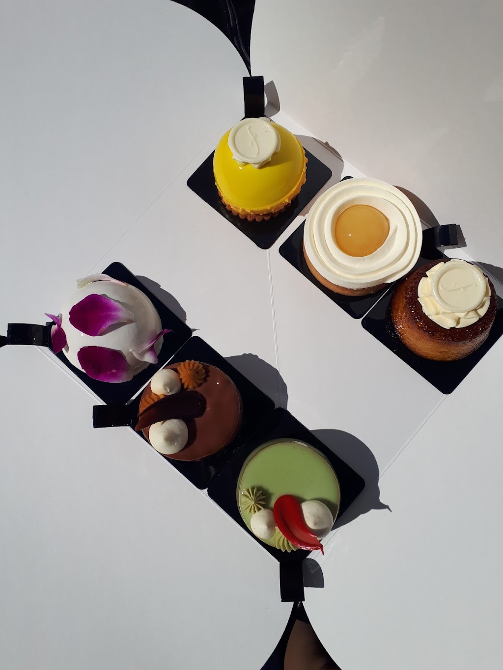 Le fournil Bakery | 101-1205 Bow Valley Trail, Canmore, AB T1W 1P5, Canada | Phone: (403) 675-5005
