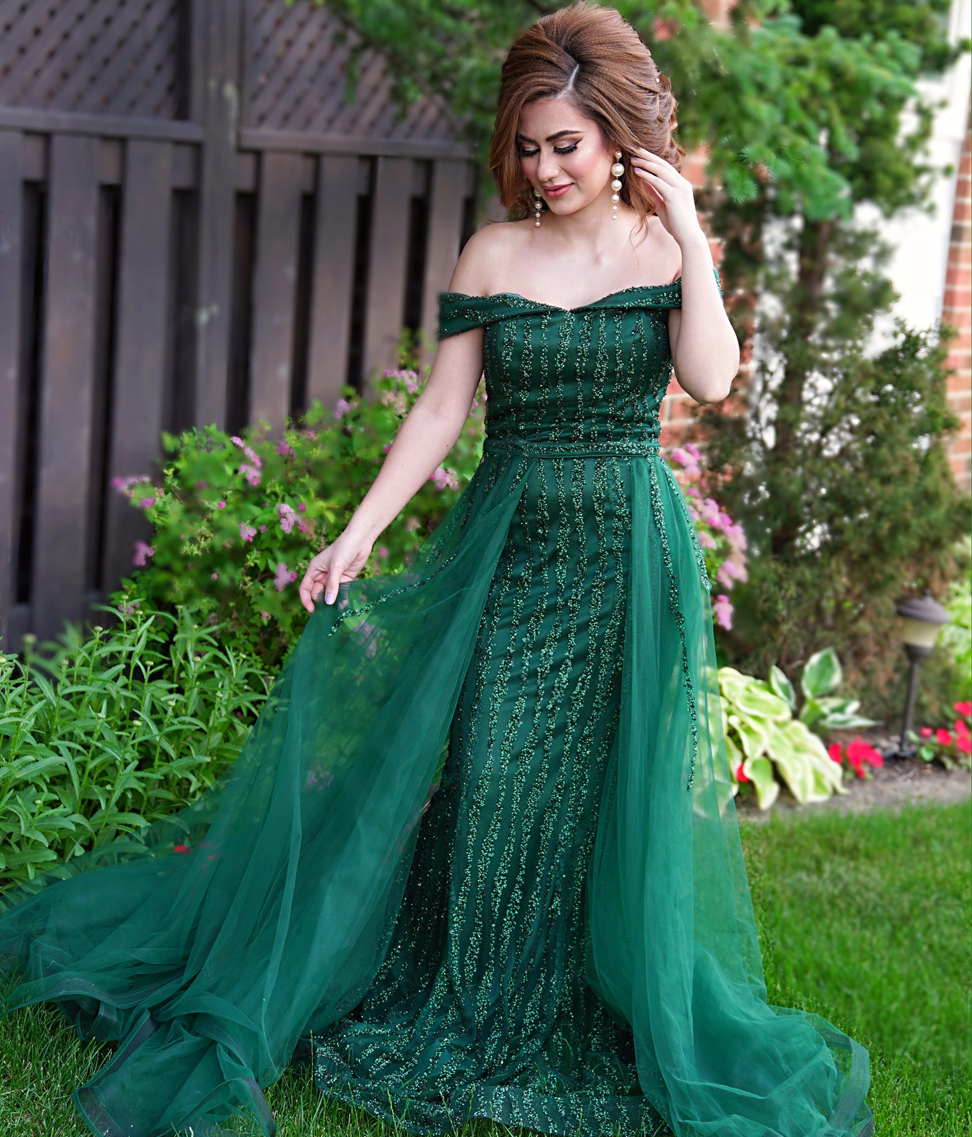 Modest wear | 5120 Dixie Rd unit #5A, Mississauga, ON L4W 4K2, Canada | Phone: (905) 614-0992