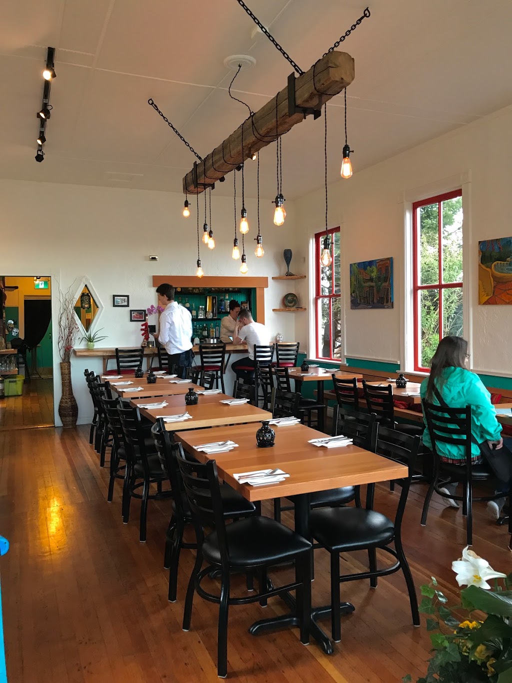 Maya Norte | 18 Roberts St, Ladysmith, BC V9G, Canada | Phone: (250) 924-1300