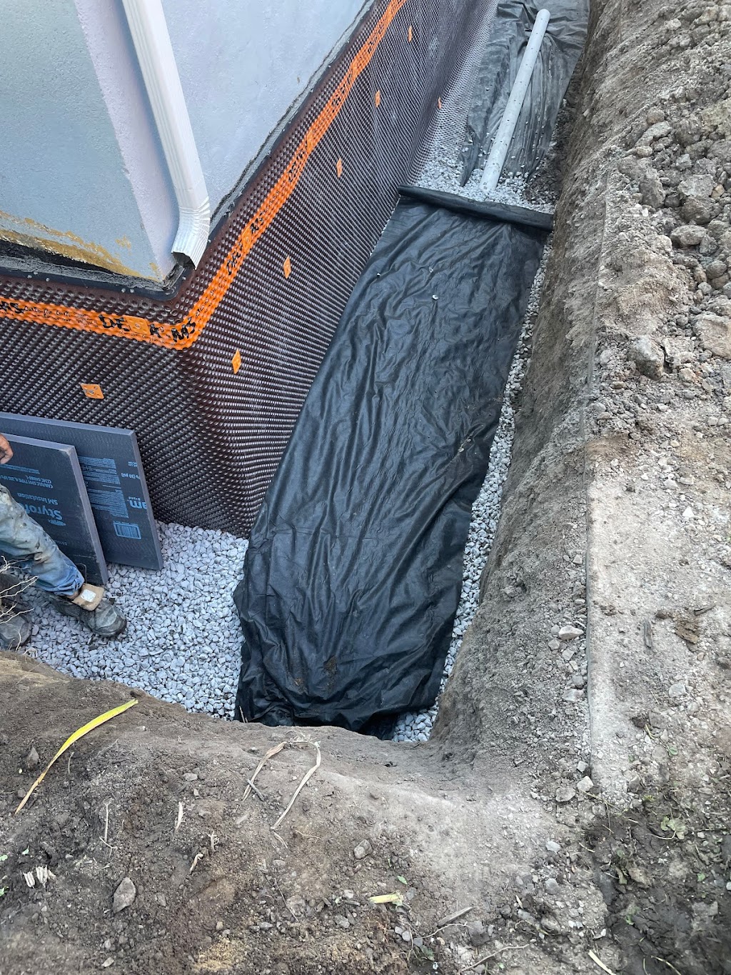 Asr construction fissure et drain francais | 457 59e Avenue S, Pointe-Calumet, QC J0N 1G4, Canada | Phone: (514) 606-9062