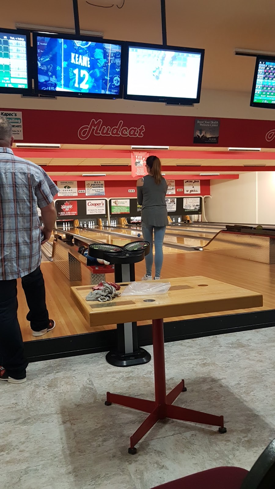 Mudcat Bowling and Entertainment Centre | 1123 Broad St E, Dunnville, ON N1A 2Z5, Canada | Phone: (905) 774-7671