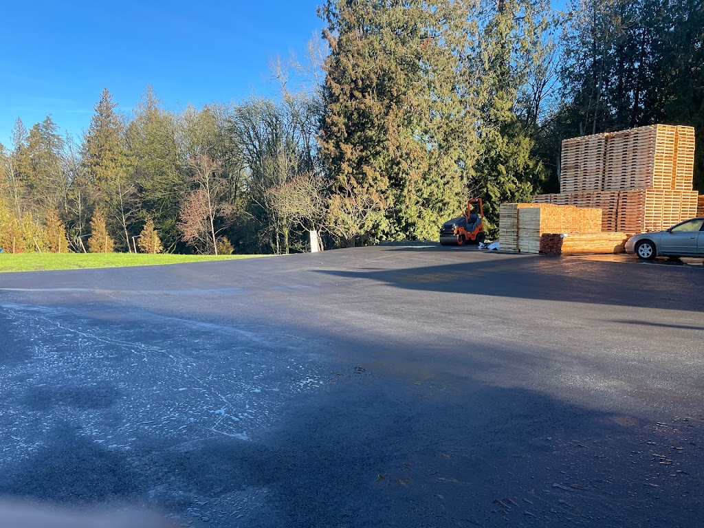M&M Quality Pallet Ltd | 4425 No. 3 Rd, Chilliwack, BC V2R 5E8, Canada | Phone: (778) 636-3992