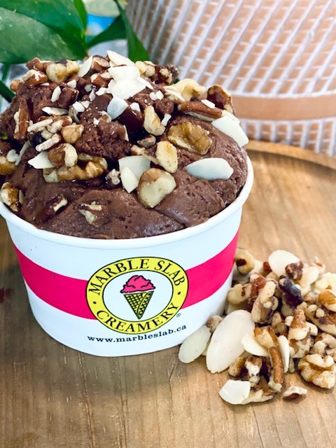 Marble Slab Creamery | 547 Norwich Ave #5, Woodstock, ON N4S 7V8, Canada | Phone: (519) 533-1751