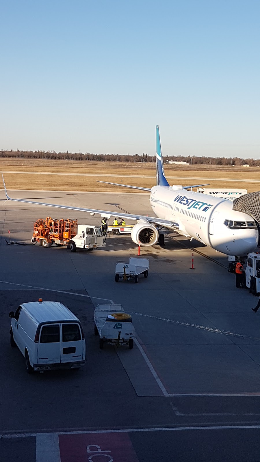 YWG Winnipeg International Airport Terminal | 2000 Wellington Ave, Winnipeg, MB R3H 1H5, Canada | Phone: (780) 305-1976