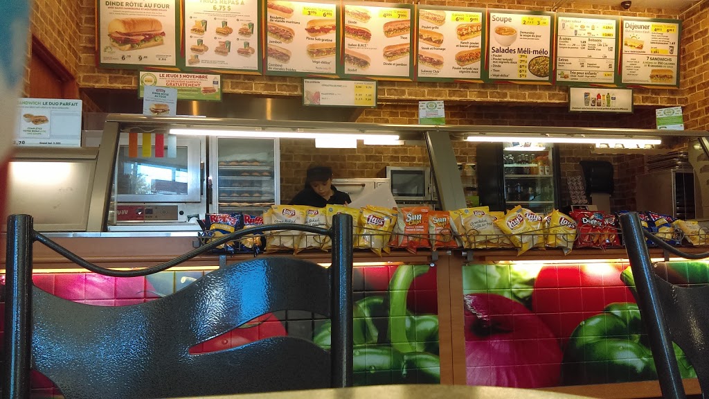Subway | 2335 Rue Saint-Louis, Gatineau, QC J8V 1J2, Canada | Phone: (819) 568-5290