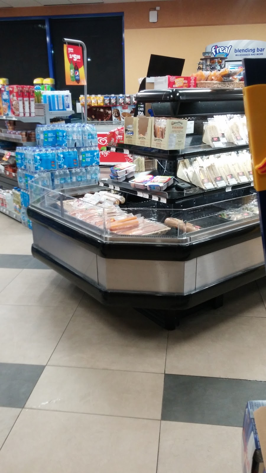 Ultramar | 110 Prescott Centre Dr, Prescott, ON K0E 1T0, Canada | Phone: (613) 925-4295