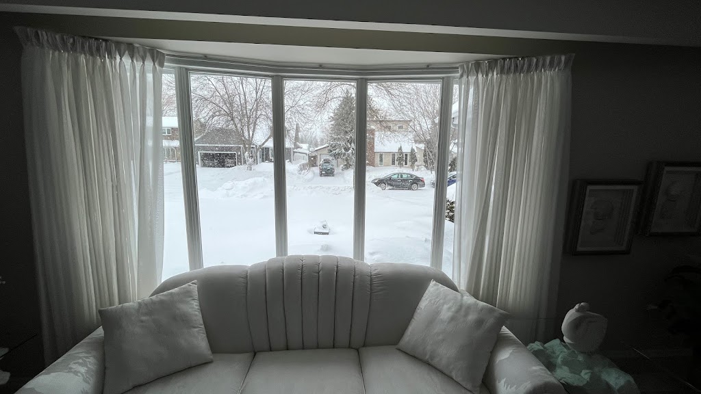 Arctic Star Windows | 50 Jodonndra Bay, Winnipeg, MB R2G 2R4, Canada | Phone: (204) 902-0103