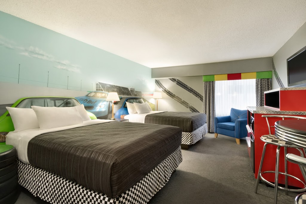 Travelodge Hotel by Wyndham Saskatoon | 106 Circle Dr, Saskatoon, SK S7L 4L6, Canada | Phone: (306) 500-2932