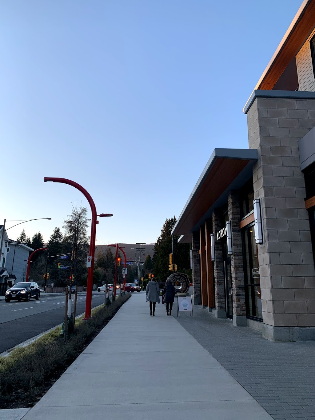 Kokomo | 3270 Edgemont Blvd, North Vancouver, BC V7R 2P2, Canada | Phone: (604) 971-5288