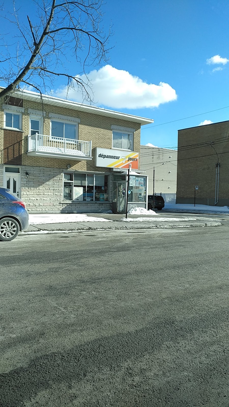 Depanneur 7 jours | 9042 Rue de Forbin-Janson, Montréal, QC H1K 2L3, Canada