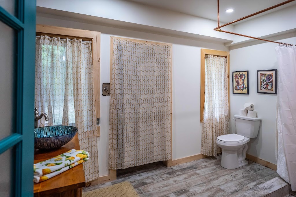 Lil Ranch | 31 Montrose St, Wiarton, ON N0H 2T0, Canada | Phone: (289) 266-1767