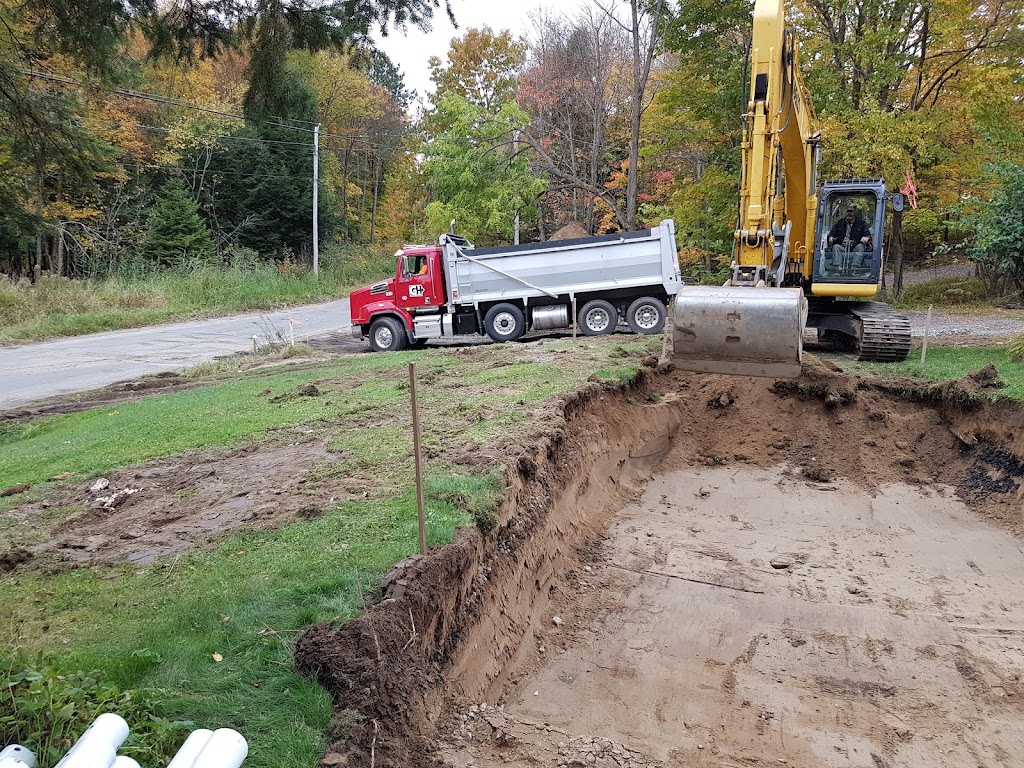 Greens Haulage | 100 Jessup Ln, Novar, ON P0A 1R0, Canada | Phone: (705) 789-0005