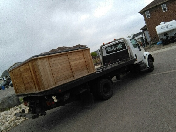 Js Auto Towing Ltd | 1525 38 St SE, Calgary, AB T2A 1G7, Canada | Phone: (403) 681-1155
