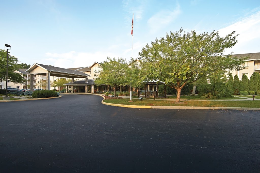 Kensington Court Retirement Residence | 1953 Cabana Rd W, Windsor, ON N9G 2X6, Canada | Phone: (519) 966-8558