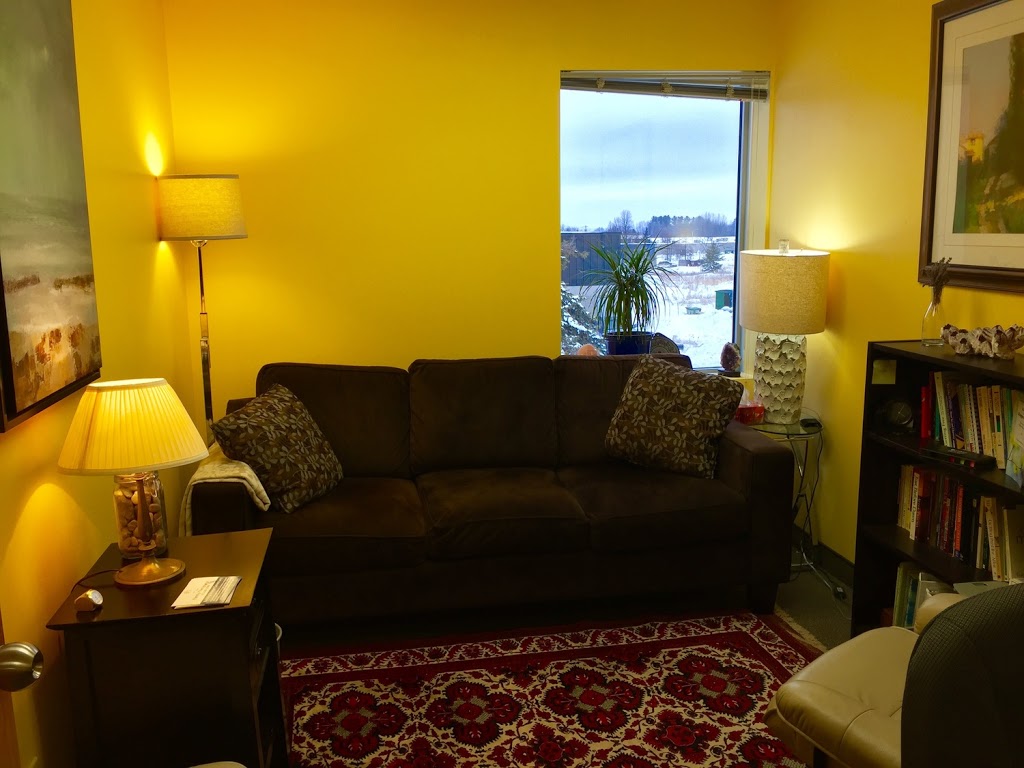 Family Therapy | 4019 Carling Ave #202, Kanata, ON K2K 2A3, Canada | Phone: (613) 287-3799