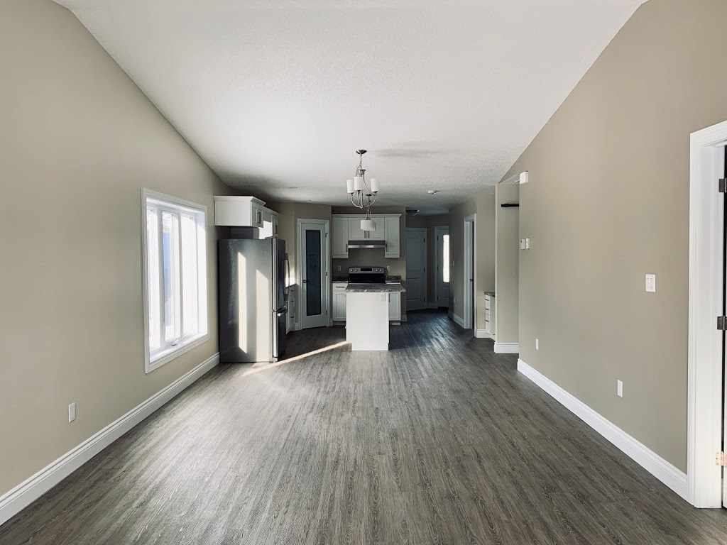 Collins Place Senior Living | 350 Ellor St, Strathroy, ON N7G 0G1, Canada | Phone: (519) 245-3030