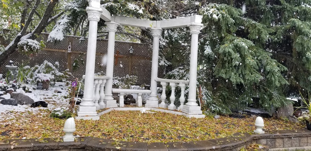 Rainer Gardens | 3021 28 Ave SW, Edmonton, AB T6X 1A5, Canada | Phone: (780) 619-2223