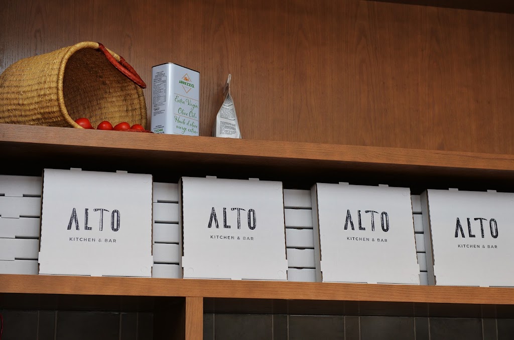 Alto Kitchen & Bar | 2040 Summit Dr, Panorama, BC V0A 1T0, Canada | Phone: (250) 341-4444