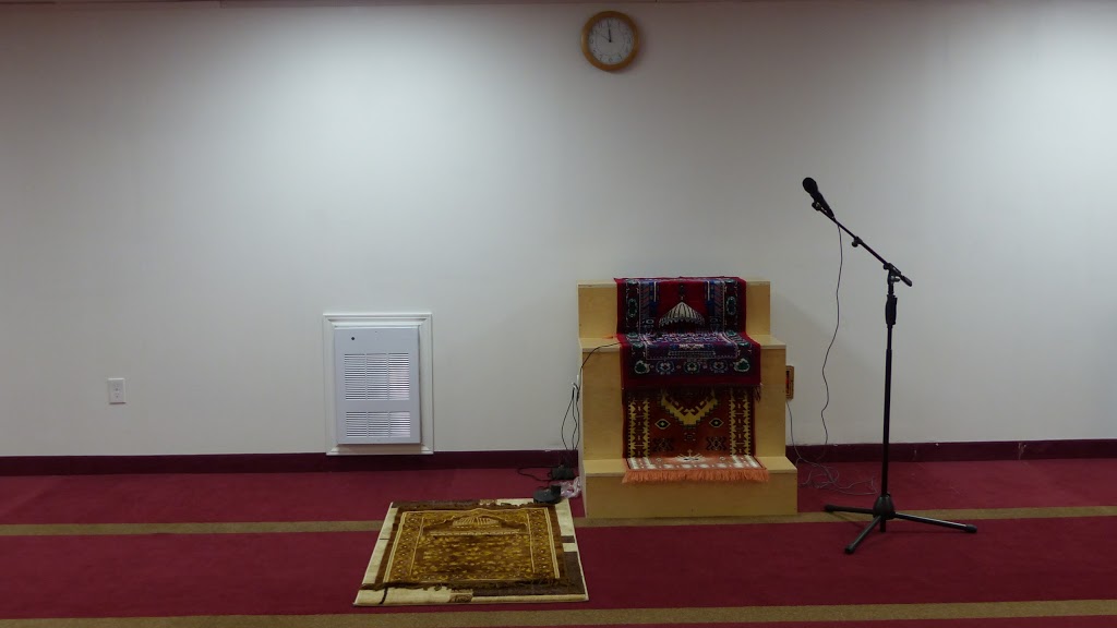 Jannatul Ferdous Mosque | 1701 Martin Grove Rd #11, Etobicoke, ON M9V 4N4, Canada | Phone: (416) 742-3232