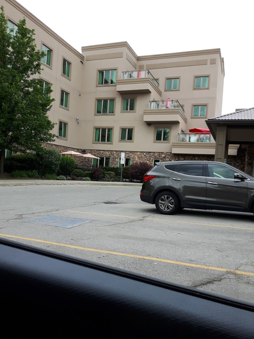 Arbour Creek | 2717 King St E, Hamilton, ON L8G 4X3, Canada | Phone: (905) 573-4900
