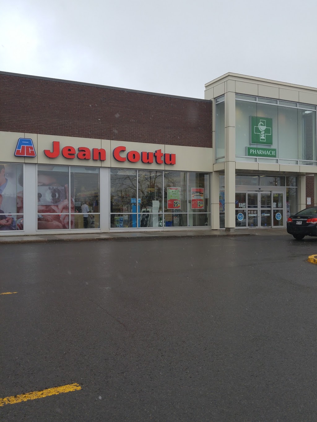 PJC Jean Coutu | 1065 Boulevard Pie-XI N Bureau 100, Québec, QC G3K 2S5, Canada | Phone: (418) 840-0337