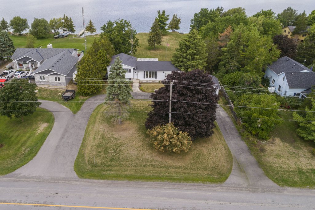 Chisholm Galy Real Estate Team | 6992 ON-62, Belleville, ON K8N 4Z5, Canada | Phone: (613) 848-7881