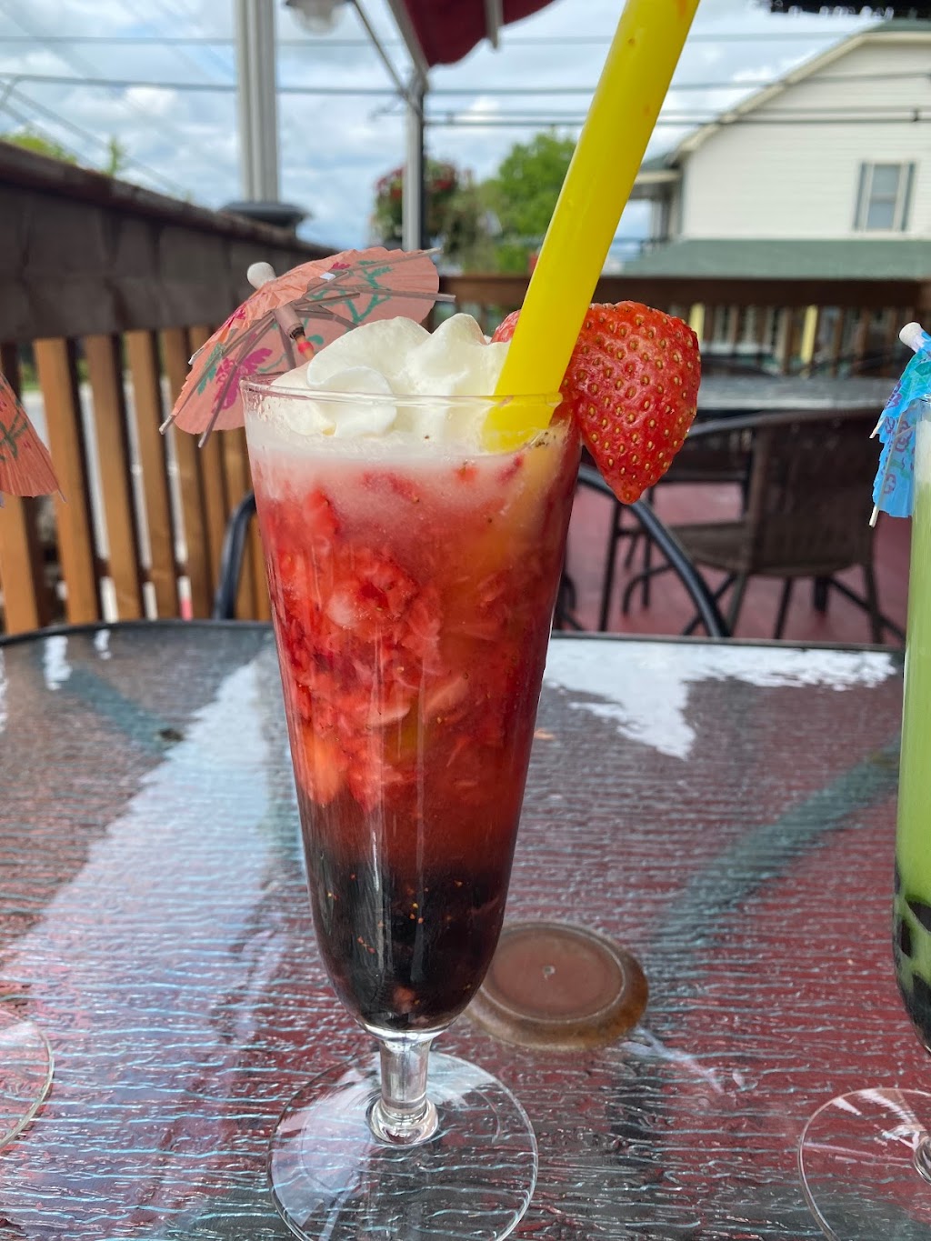 Luau Pâtisserie | 802 Bd de Sainte-Adèle, Sainte-Adèle, QC J8B 2N1, Canada | Phone: (450) 745-4828