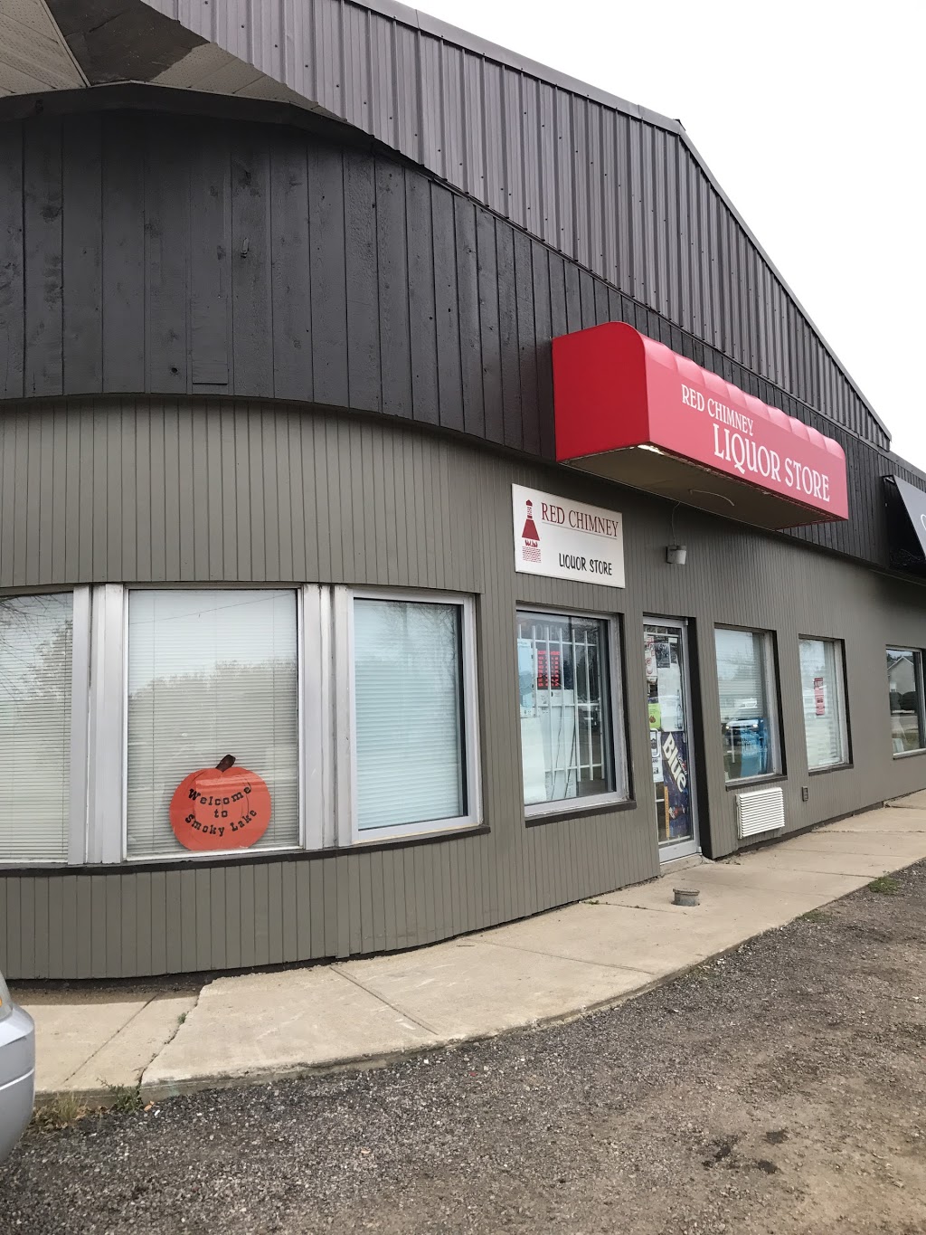 Red Chimney Liquor Store | 35 White Earth St, Smoky Lake, AB T0A 3C0, Canada | Phone: (780) 656-3526