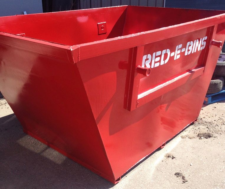 Red E Bins Durham | 305 Hopkins St, Whitby, ON L1N 2C1, Canada | Phone: (905) 449-6767