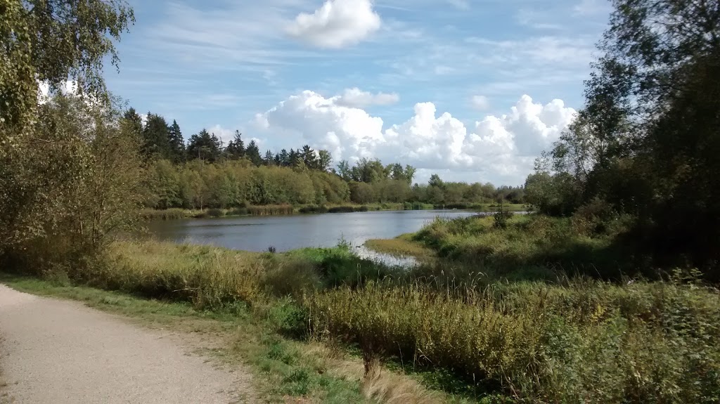 Surrey Lake Park | 7500 152 St, Surrey, BC V3S 3R1, Canada | Phone: (604) 501-5050