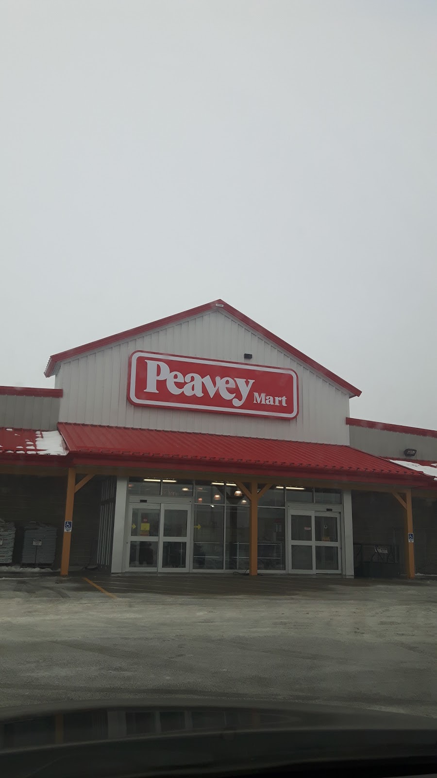 Peavey Mart | 995 Navigator Rd, Winkler, MB R6W 4A9, Canada | Phone: (204) 325-7560