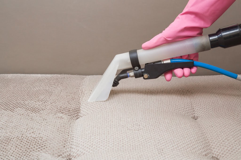 Urban West Carpet Cleaning | 8 Sunmount Gardens SE, Calgary, AB T2X 2B1, Canada | Phone: (587) 900-5353