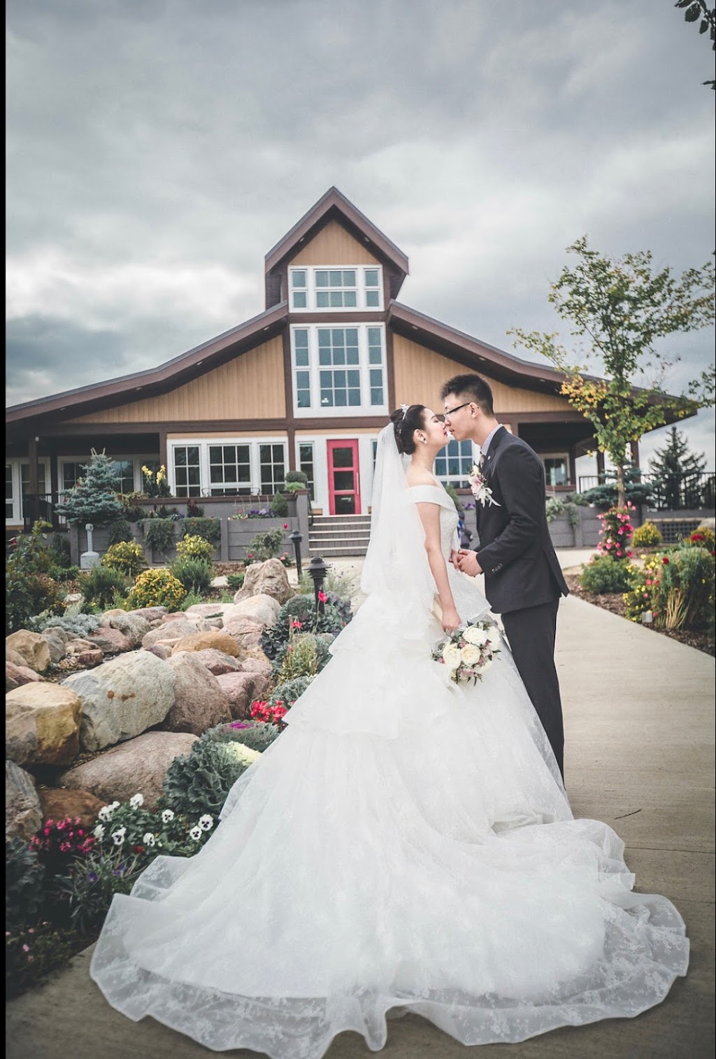 Carat Photography | 15859 10 Ave SW, Edmonton, AB T6W 2H2, Canada | Phone: (780) 710-8509
