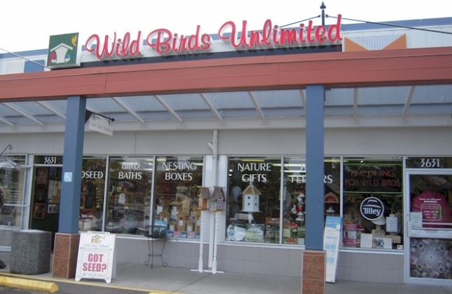 Wild Birds Unlimited | 3631 Shelbourne St, Victoria, BC V8P 4H1, Canada | Phone: (250) 595-3595