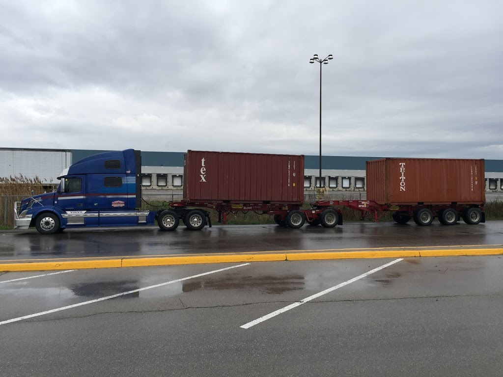 ROWCLIFFE TRUCKING | Hensall, ON N0M 1X0, Canada | Phone: (519) 263-2680