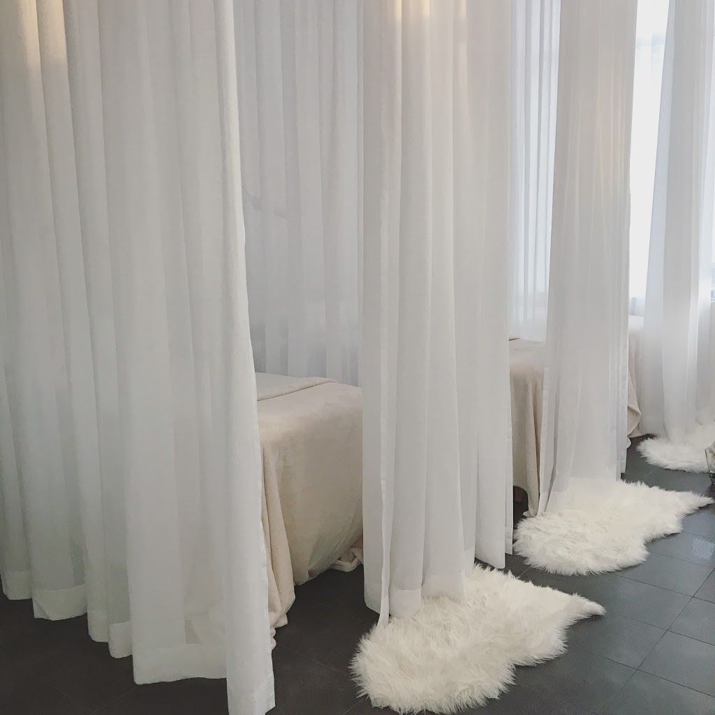Les Précieuses | 1650 Avenue Jules-Verne Local 103, Québec, QC G2G 2R1, Canada | Phone: (418) 871-2121