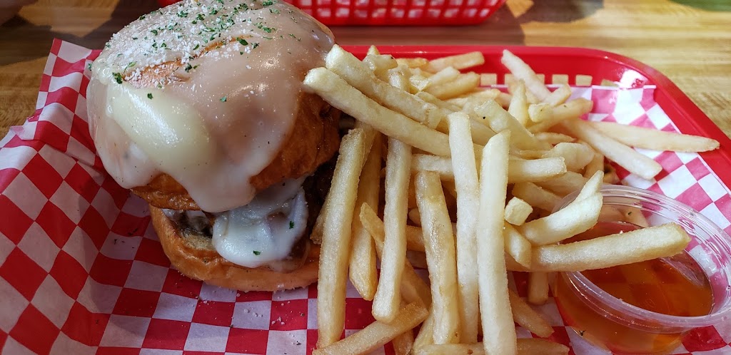 Rock Burger | 8529 Niagara Falls Blvd, Niagara Falls, NY 14304, USA | Phone: (716) 299-0395