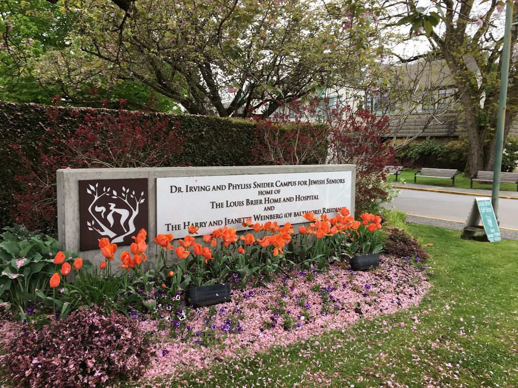 Weinberg Residence | 5650 Osler St, Vancouver, BC V6M 2W9, Canada | Phone: (604) 261-9622