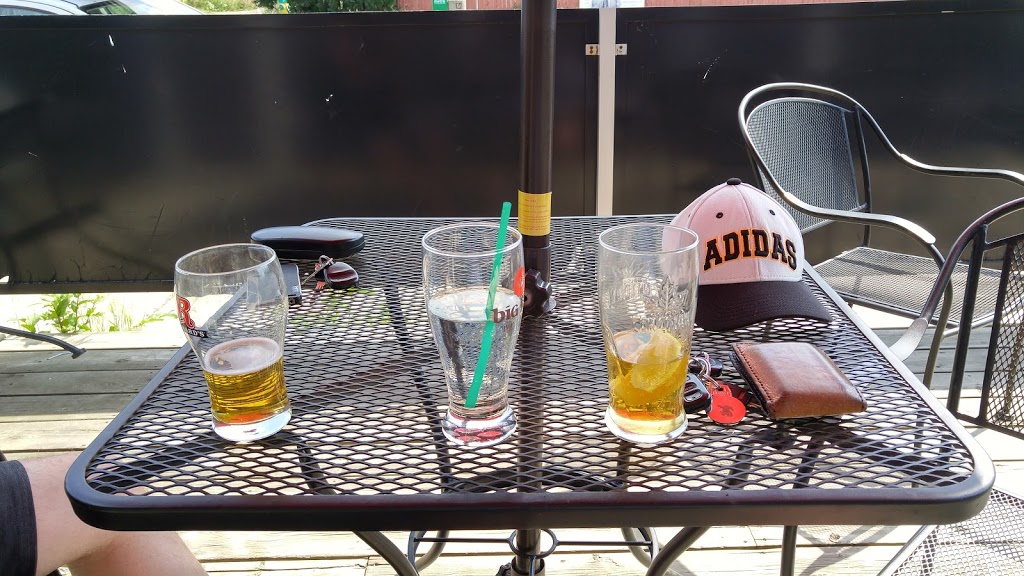 Hilltop Pub | 8220 106 Ave NW, Edmonton, AB T6A 1J1, Canada | Phone: (780) 490-7359