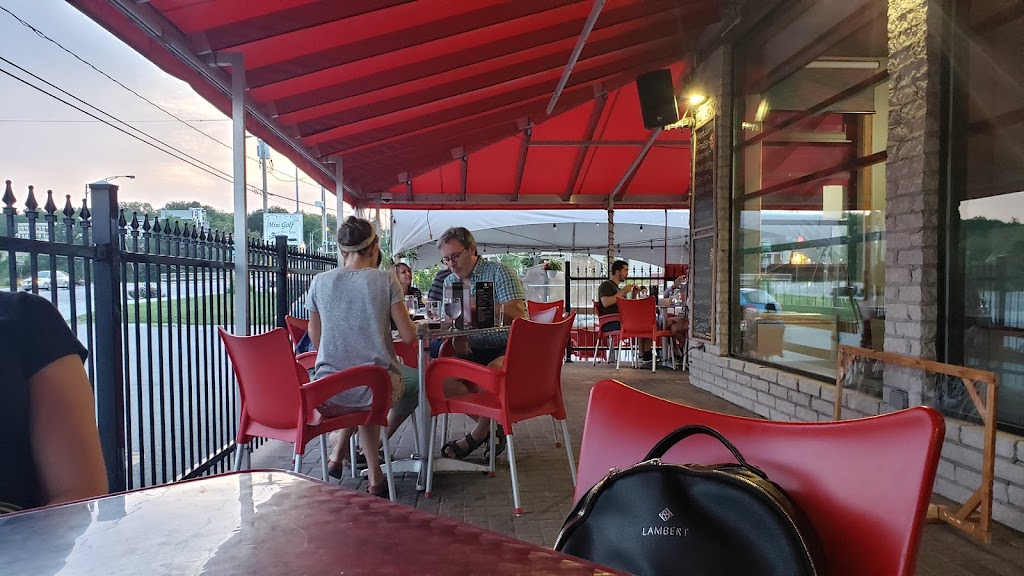 Microbrasserie Du Lievre | 131 Bd Albiny Paquette, Mont-Laurier, QC J9L 1J2, Canada | Phone: (819) 440-2440