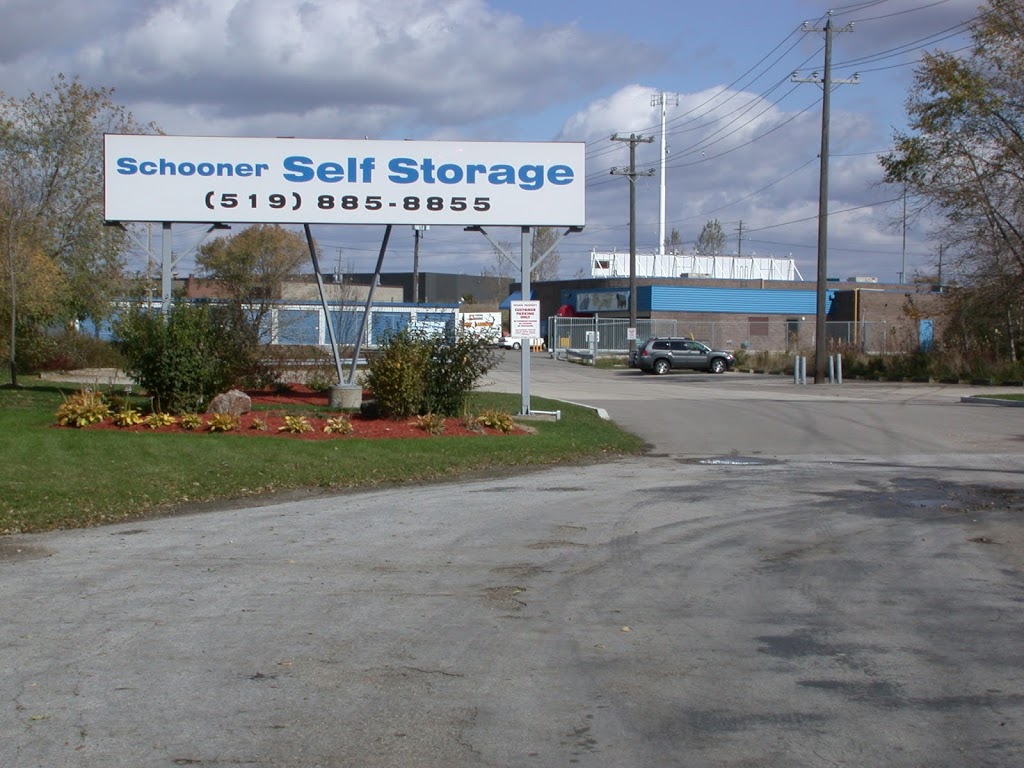 Schooner Self Storage | storage | 70 Belcan Pl, Waterloo, ON N2L 6A8, Canada | 5198858855 OR +1 519-885-8855