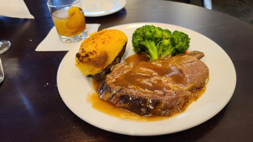 CattleBaron Steakhouse NE - Airport | 3340 26 St NE, Calgary, AB T1Y 4T7, Canada | Phone: (403) 250-2595