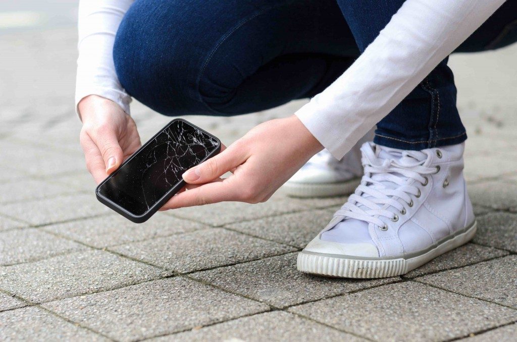 Dr. Phone Fix- Evanston | 2060 Symons Valley Pkwy NW Unit # 7010, Calgary, AB T3P 0M9, Canada | Phone: (403) 567-8143