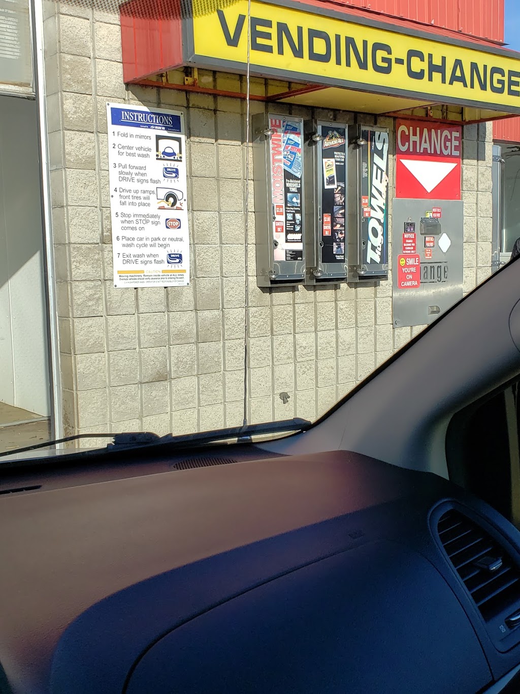 Car-Wash In The Grove | 2688 Lakeshore Rd, Brights Grove, ON N0N 1C0, Canada | Phone: (519) 869-2869