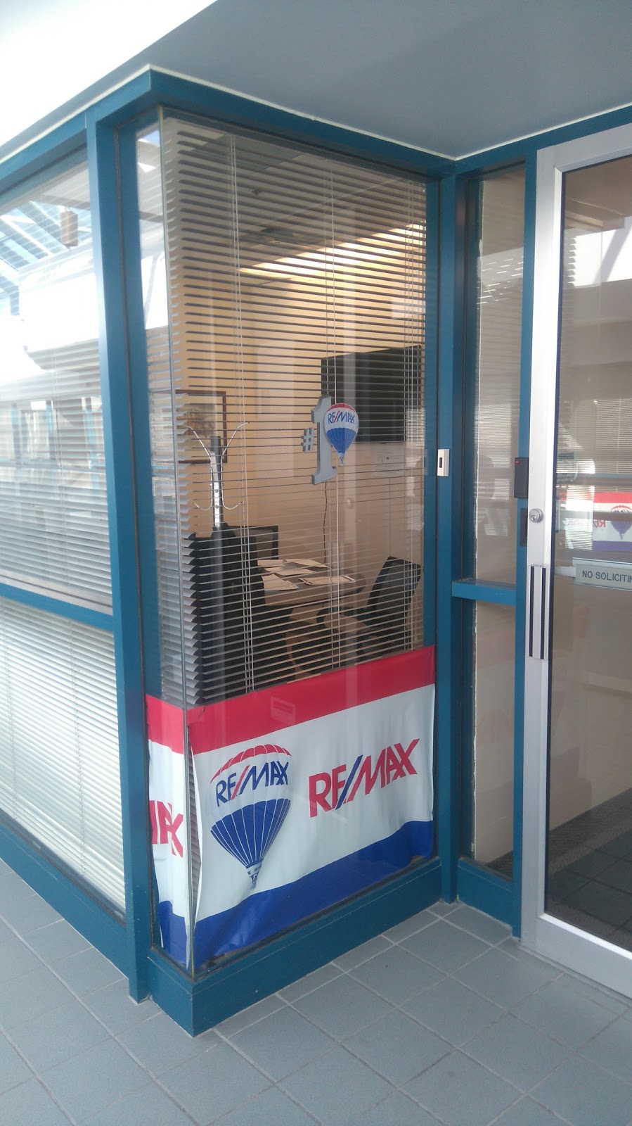 REMAX Crossroads Realty Inc., Brokerage | 8901 Woodbine Avenue, Suites 208 & 218, Markham, ON L3R 9Y4, Canada | Phone: (905) 305-0505