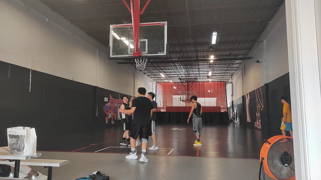 Kings Courts | 3401 McNicoll Ave, Scarborough, ON M1V 2V5, Canada | Phone: (647) 391-0282