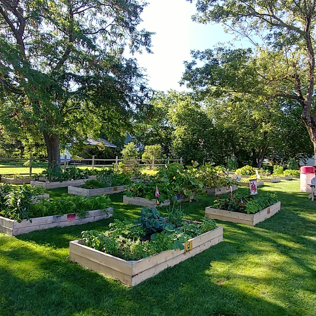 Ross Place, Memorial Gardens | 27 School St, Kensington, PE C0B 1M0, Canada | Phone: (902) 888-8868
