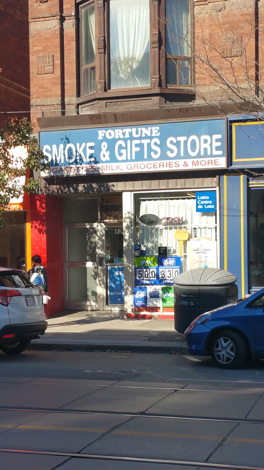 Fortune Smoke & Gift Store | 736 Queen St E, Toronto, ON M4M 2H5, Canada | Phone: (416) 465-1988