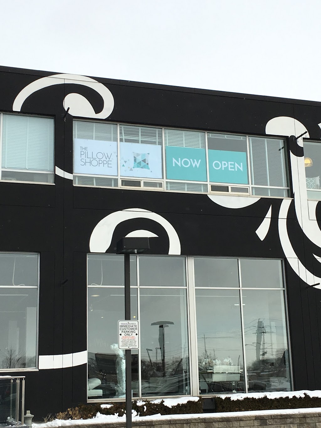 The Pillow Shoppe | 1400 Castlefield Ave #4, York, ON M6B 4N4, Canada | Phone: (647) 454-7456