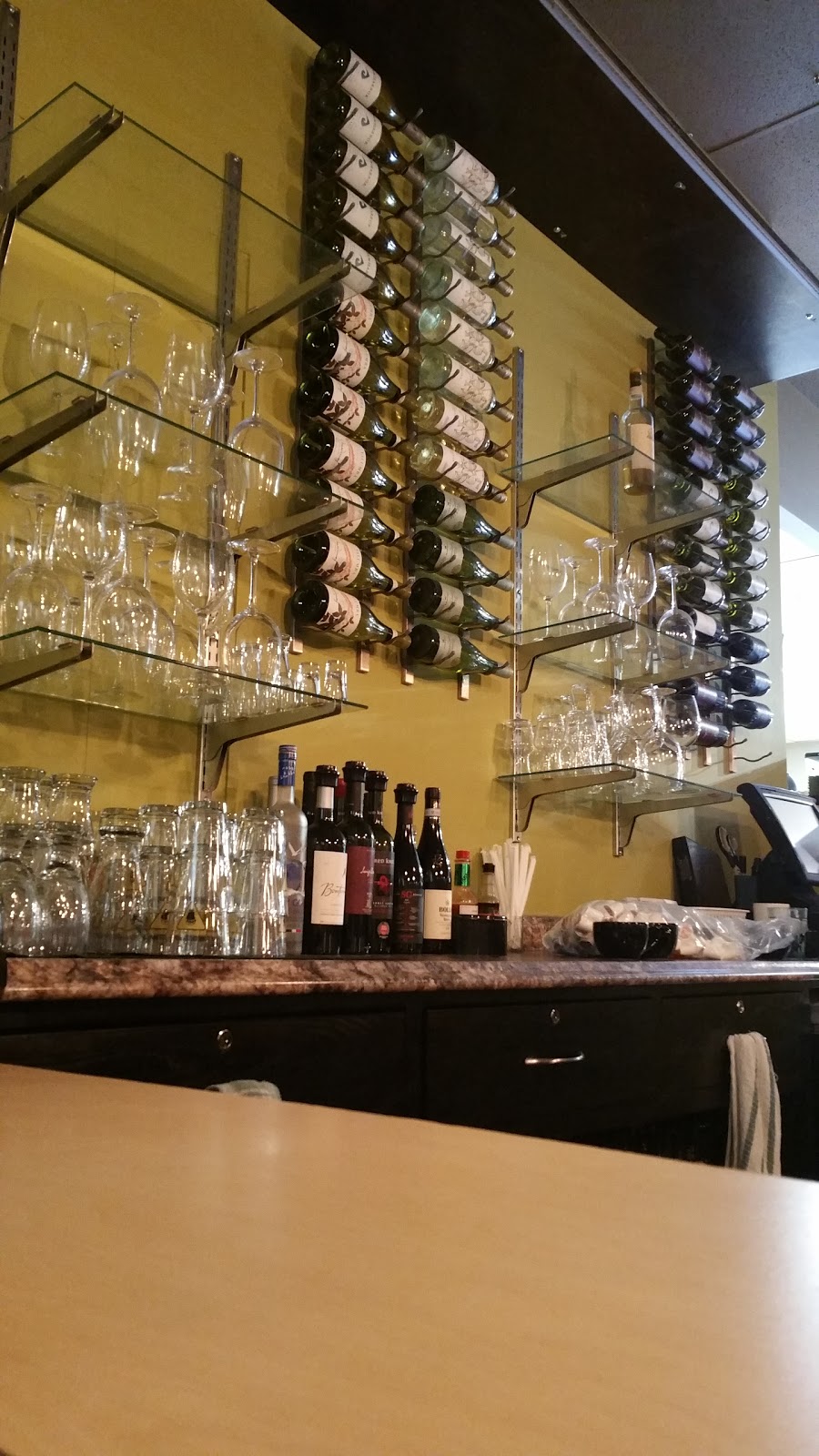 Creekers Bistro and Restaurant | 20 White Ave, Bragg Creek, AB T0L 0K0, Canada | Phone: (403) 949-3361